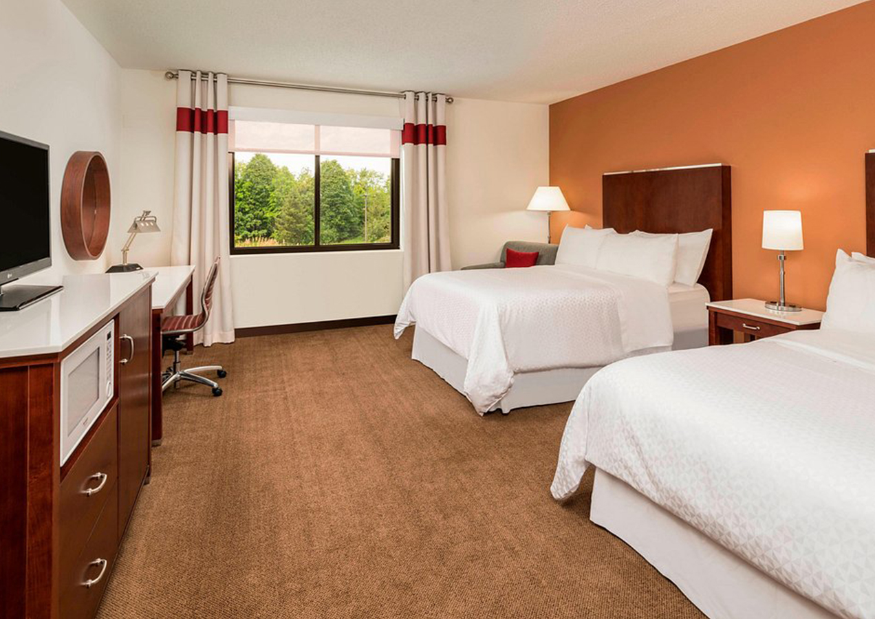 FOUR POINTS BY SHERATON BOSTON LOGAN AIRPORT